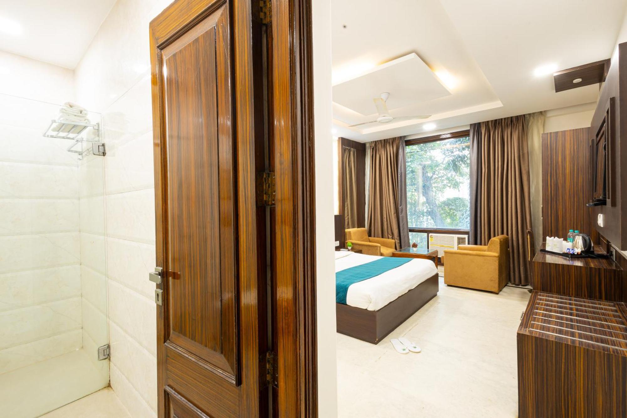 דלהי Hotel Panickers Residency - Ajmal Khan Market Near Karol Bagh Metro מראה חיצוני תמונה