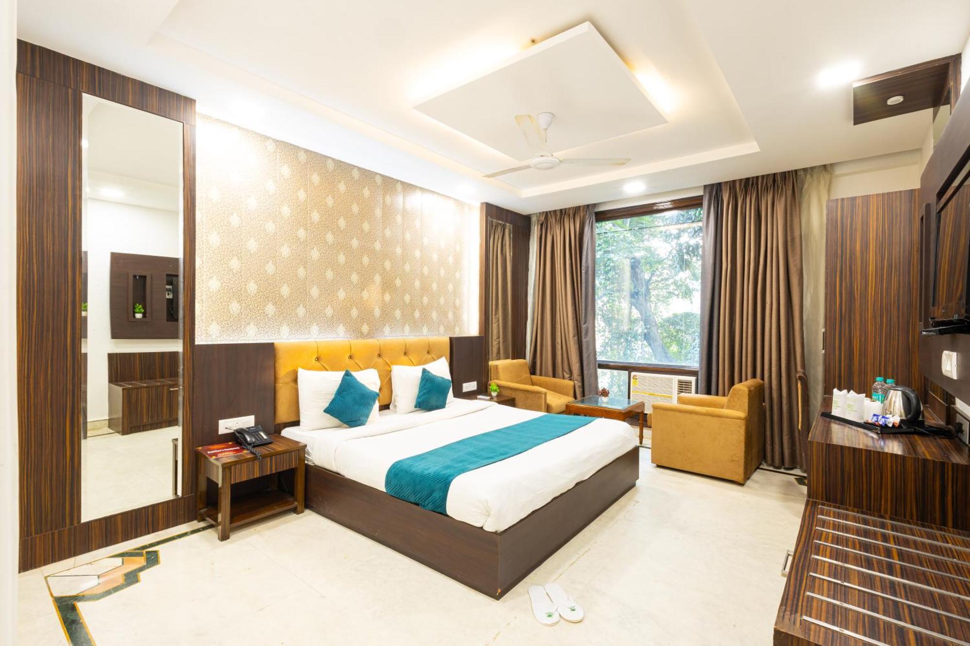 דלהי Hotel Panickers Residency - Ajmal Khan Market Near Karol Bagh Metro מראה חיצוני תמונה