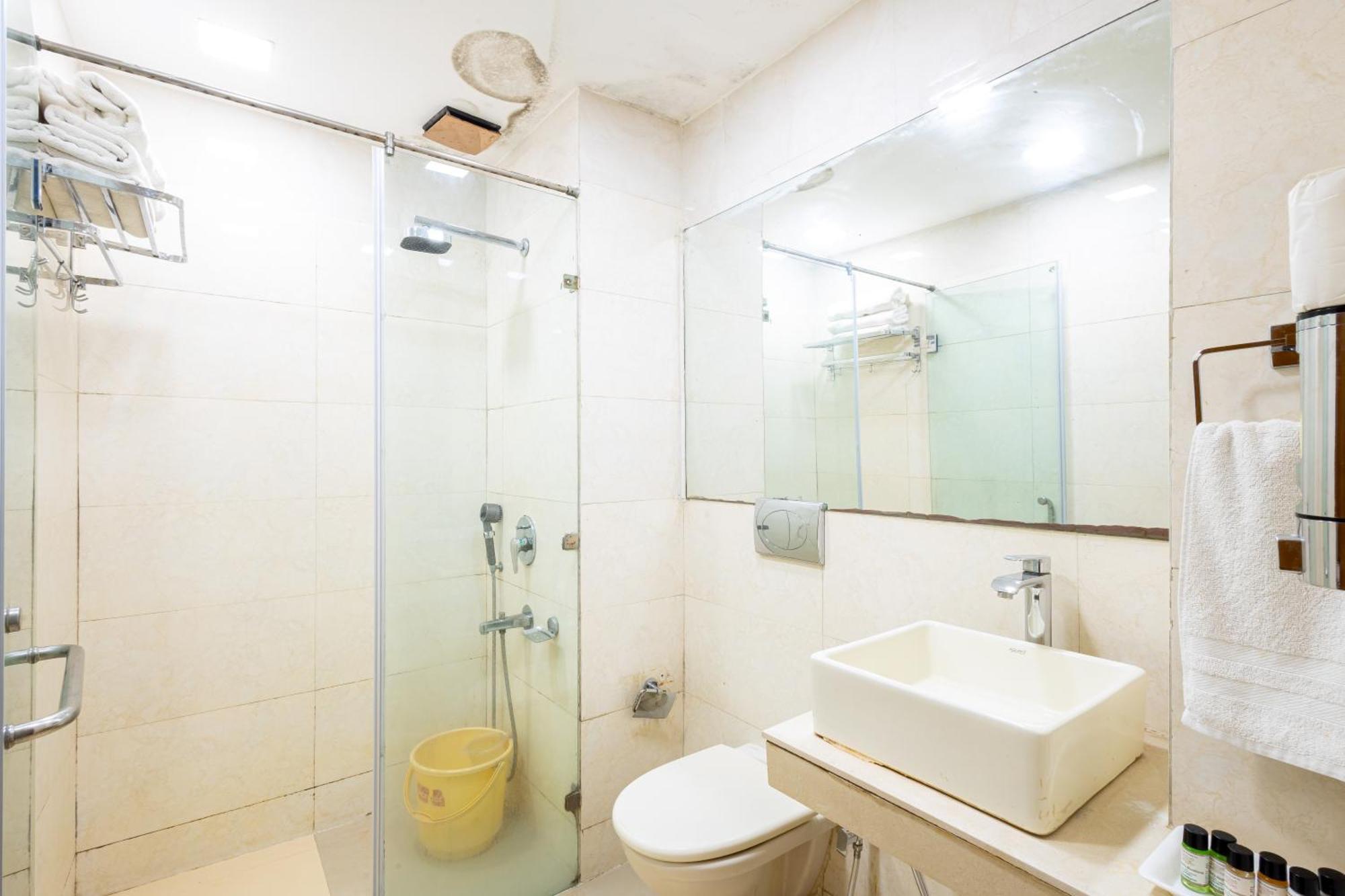 דלהי Hotel Panickers Residency - Ajmal Khan Market Near Karol Bagh Metro מראה חיצוני תמונה