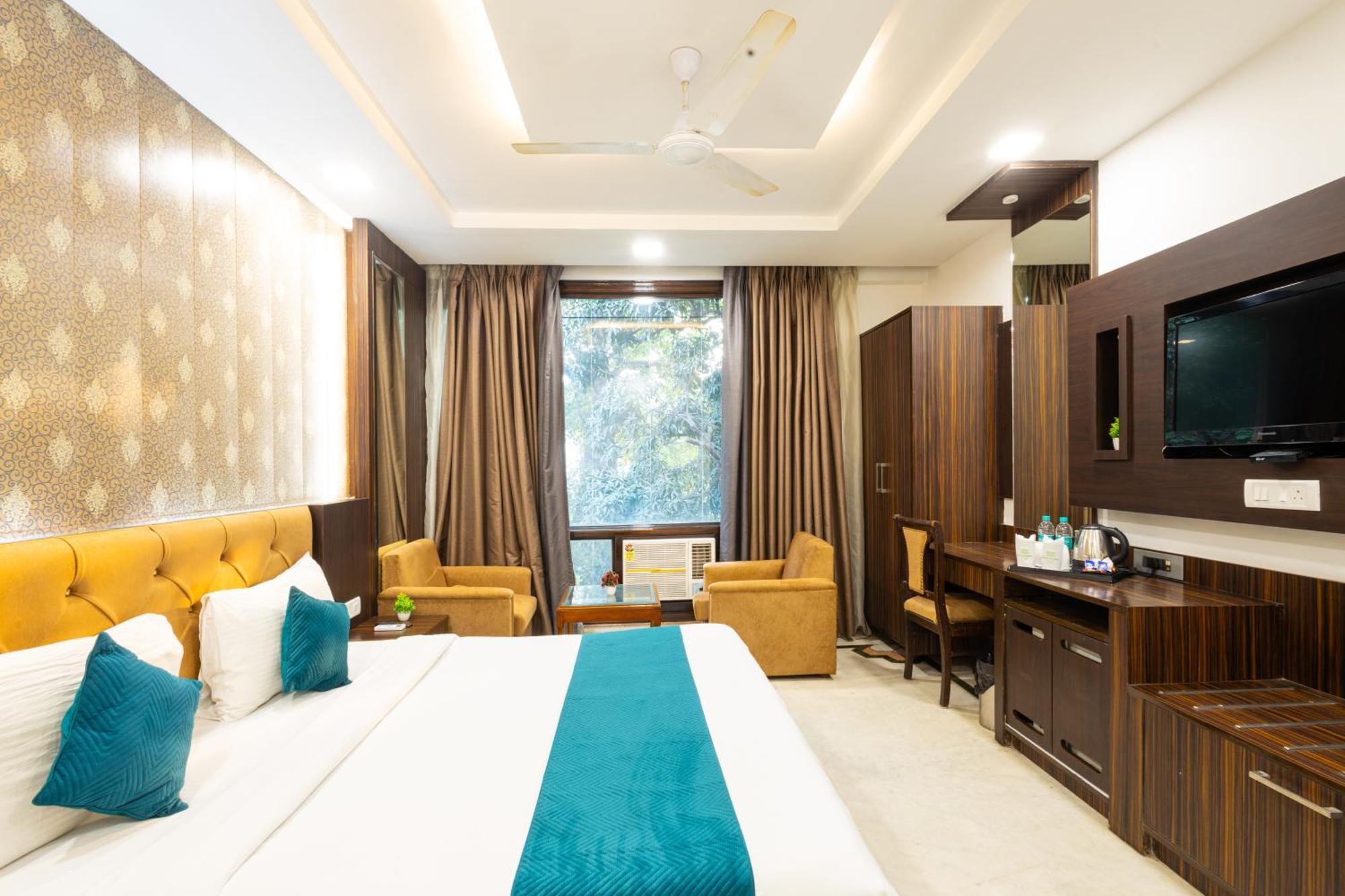 דלהי Hotel Panickers Residency - Ajmal Khan Market Near Karol Bagh Metro מראה חיצוני תמונה