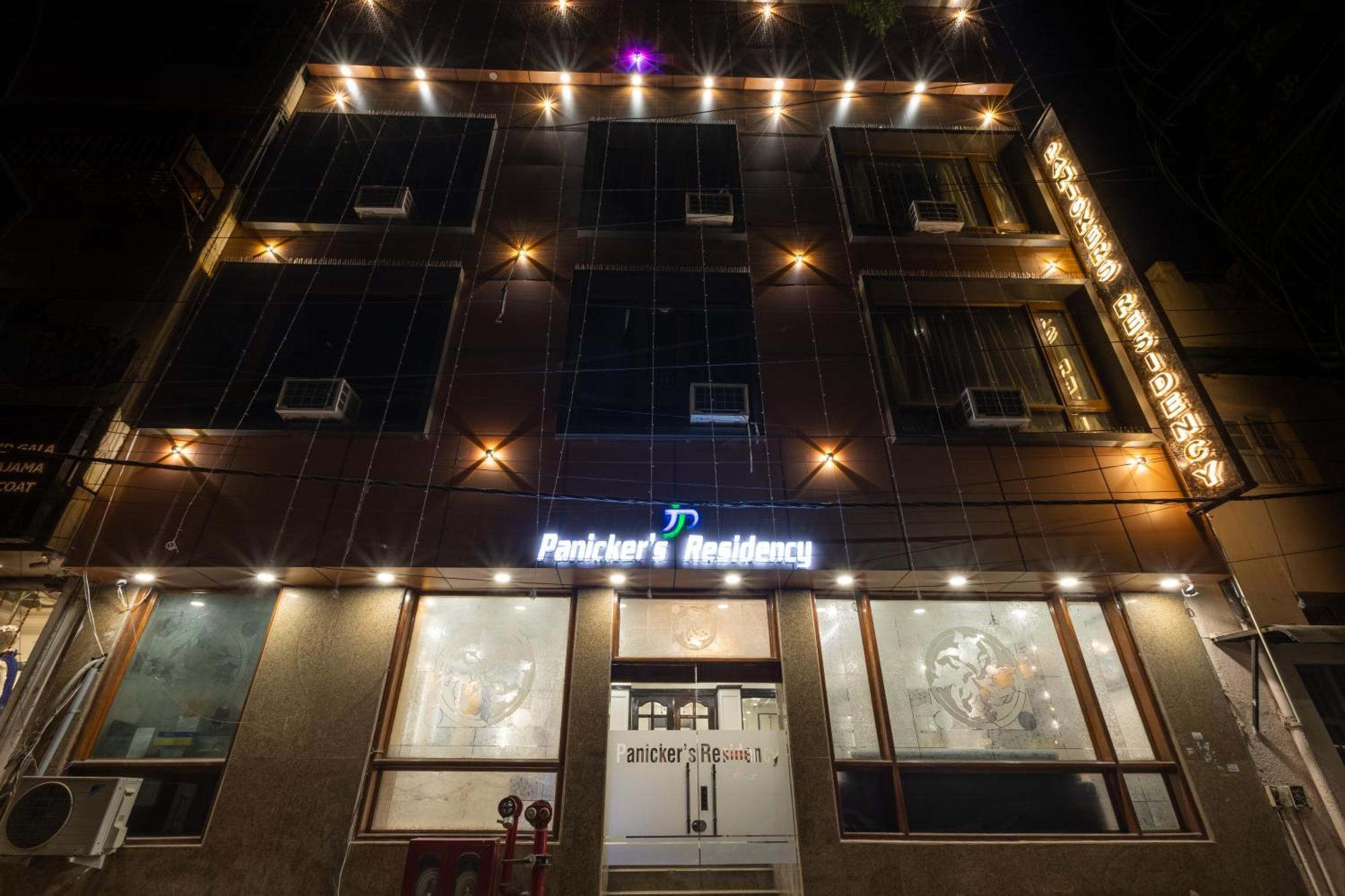 דלהי Hotel Panickers Residency - Ajmal Khan Market Near Karol Bagh Metro מראה חיצוני תמונה